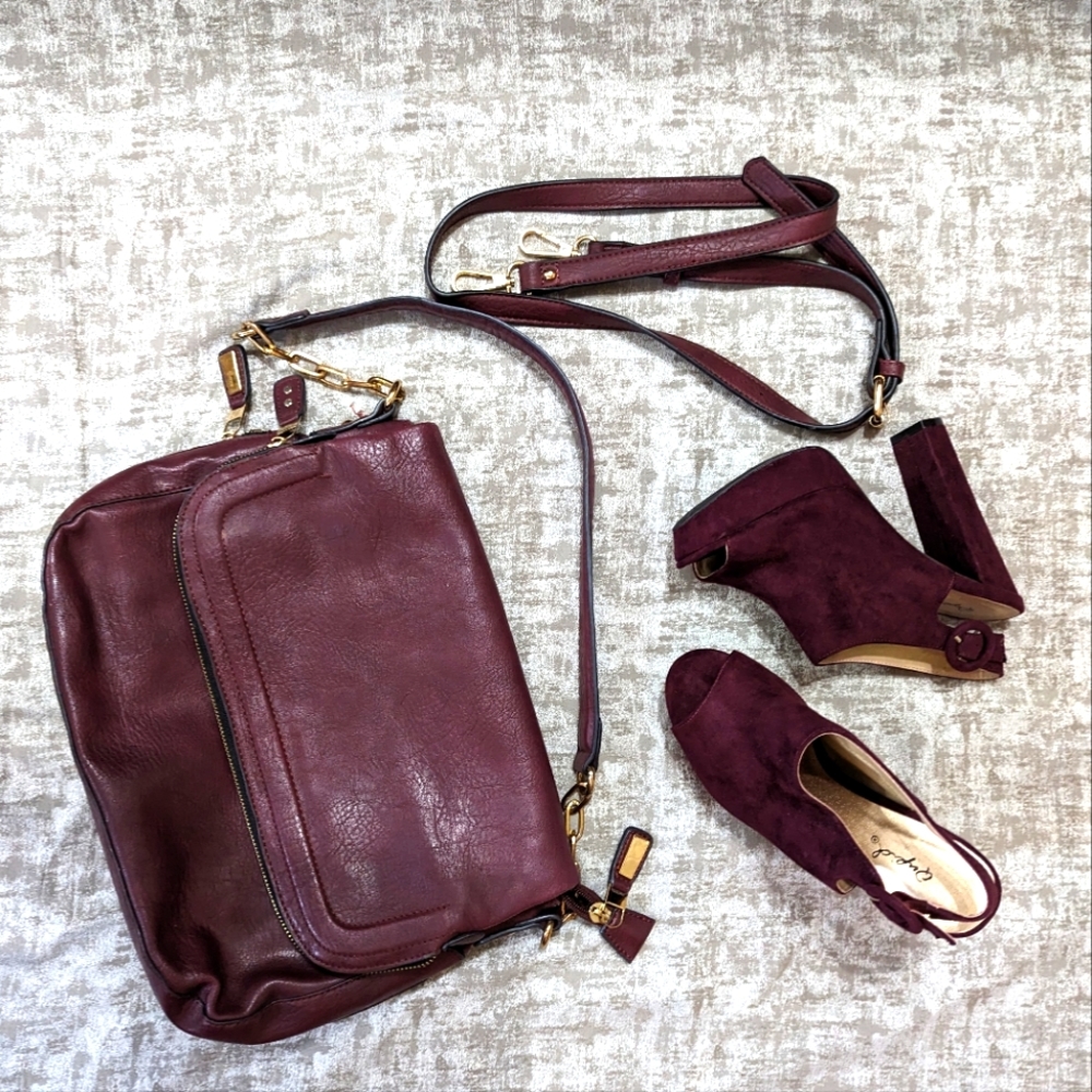 Bundle Brand-new Qupid burgundy high heels with a pre-owned bag